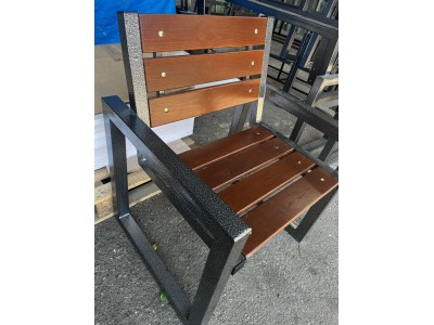 Кресло без рамкой